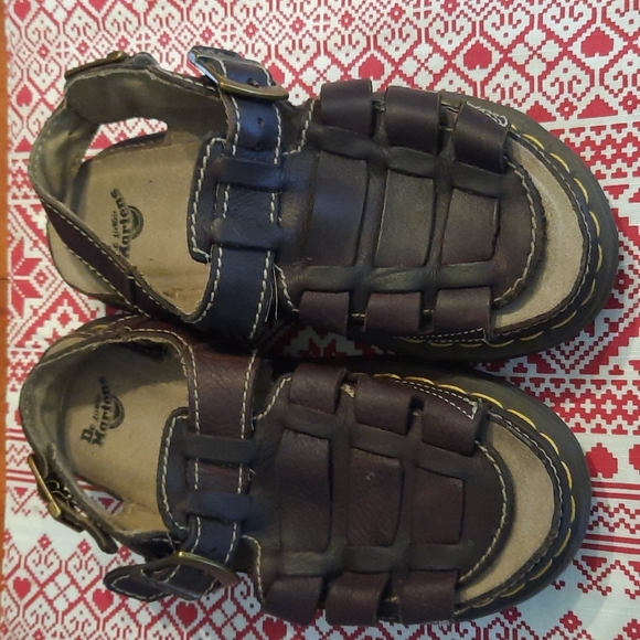 Dr. Martens Shoes - EUC!! vintage Dr Martens size 8 womens fisherman sandals